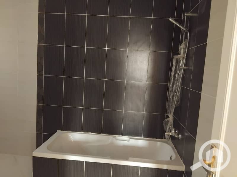 16 5cbcb2e1-f33a-4658-8755-dd81f97e312b. jpg