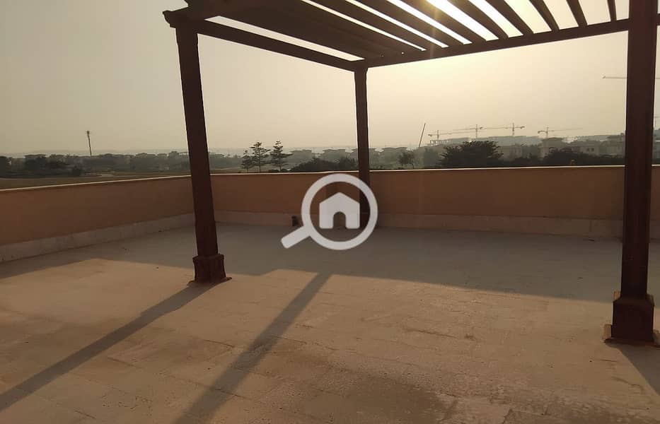 27 e68022ab-e6cd-46e4-a702-6de13180c957. jpg