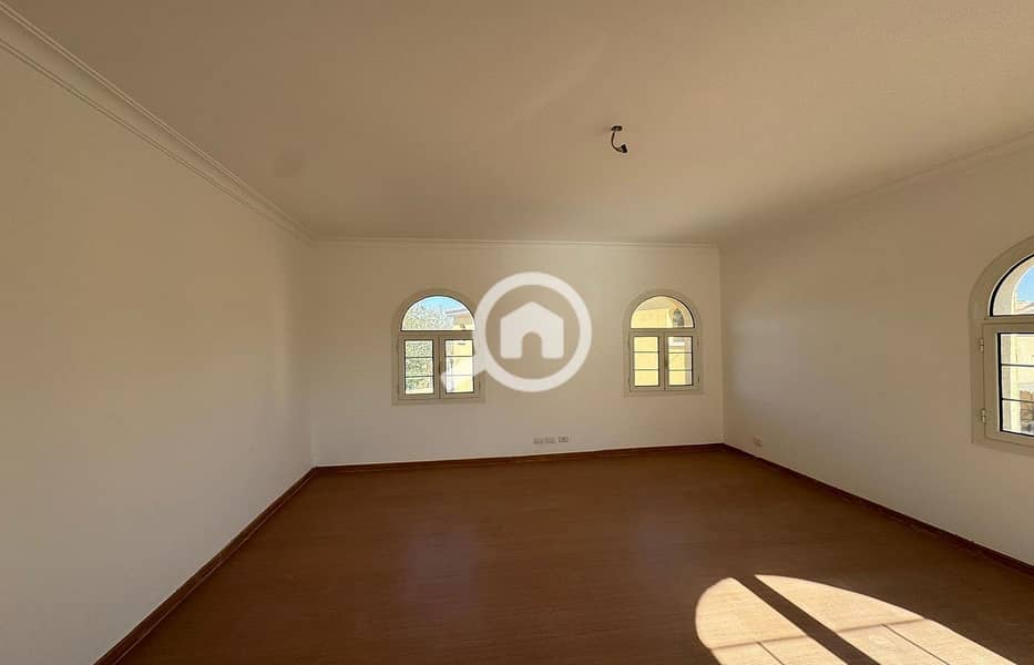 9 0a40d8dc-f4d3-4899-8c8c-ad599d1225ce. jpeg