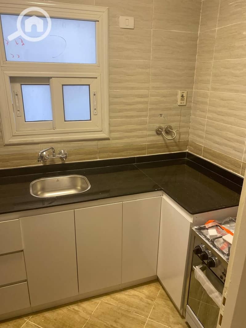 12 b15149aa-d0b9-45d4-ab45-1c09bd8a0367. jpg