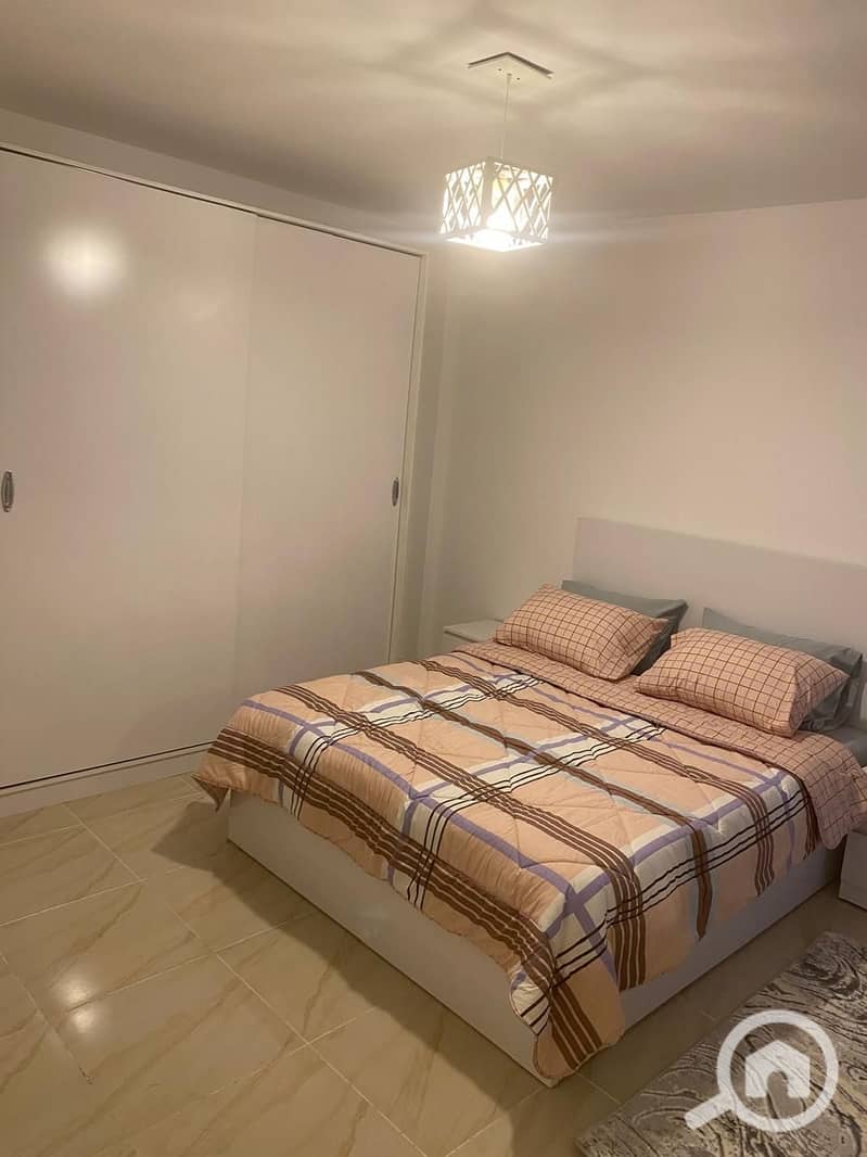 14 d4aa9d0f-baf7-4387-89b3-450d5675740a. jpg