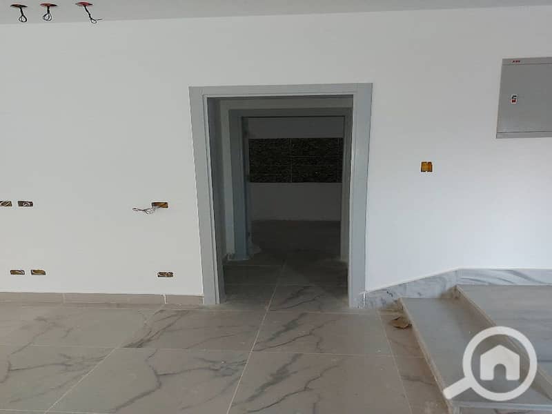 6 5ed5d1d1-2423-4291-bbd6-73d60a241f67. jpg