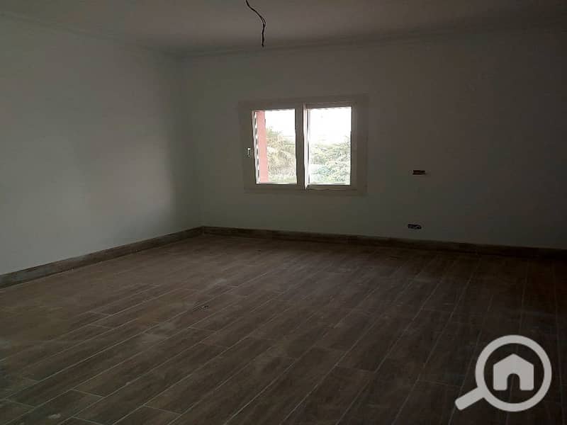 11 46331de7-f0cf-4d22-9e99-3aa4e15cb2be. jpg