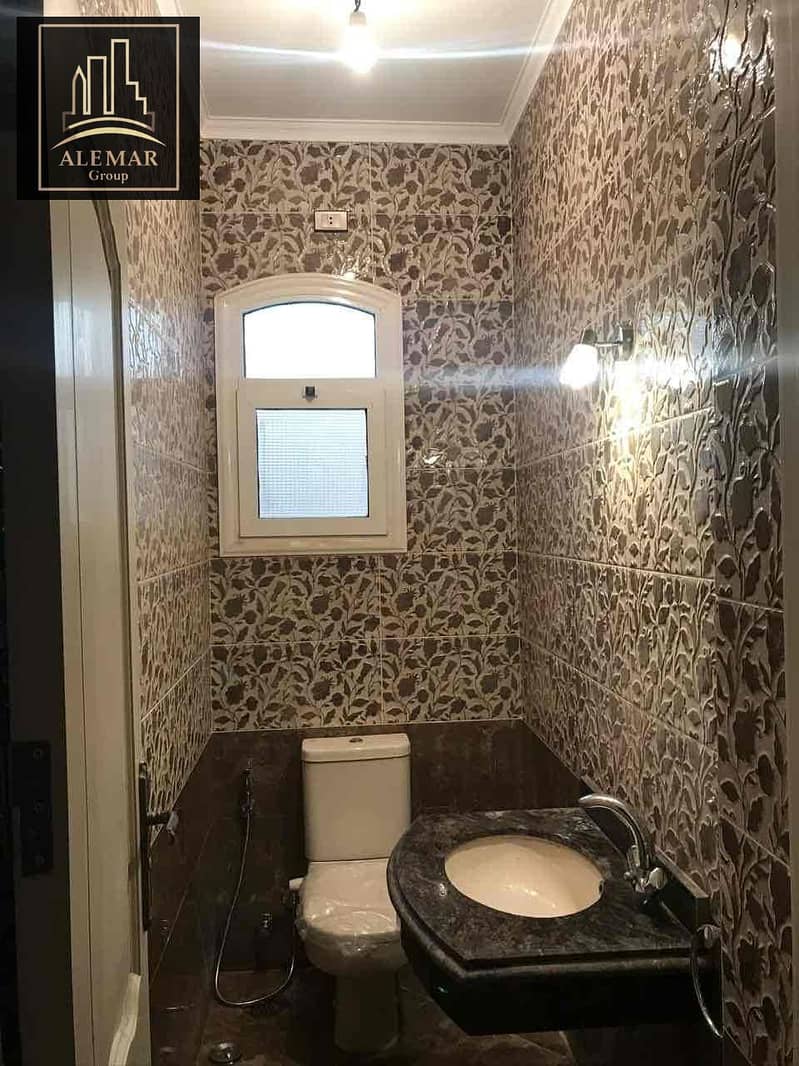 6 b7981876-a8fe-486e-b53b-e206e703db14. jpg