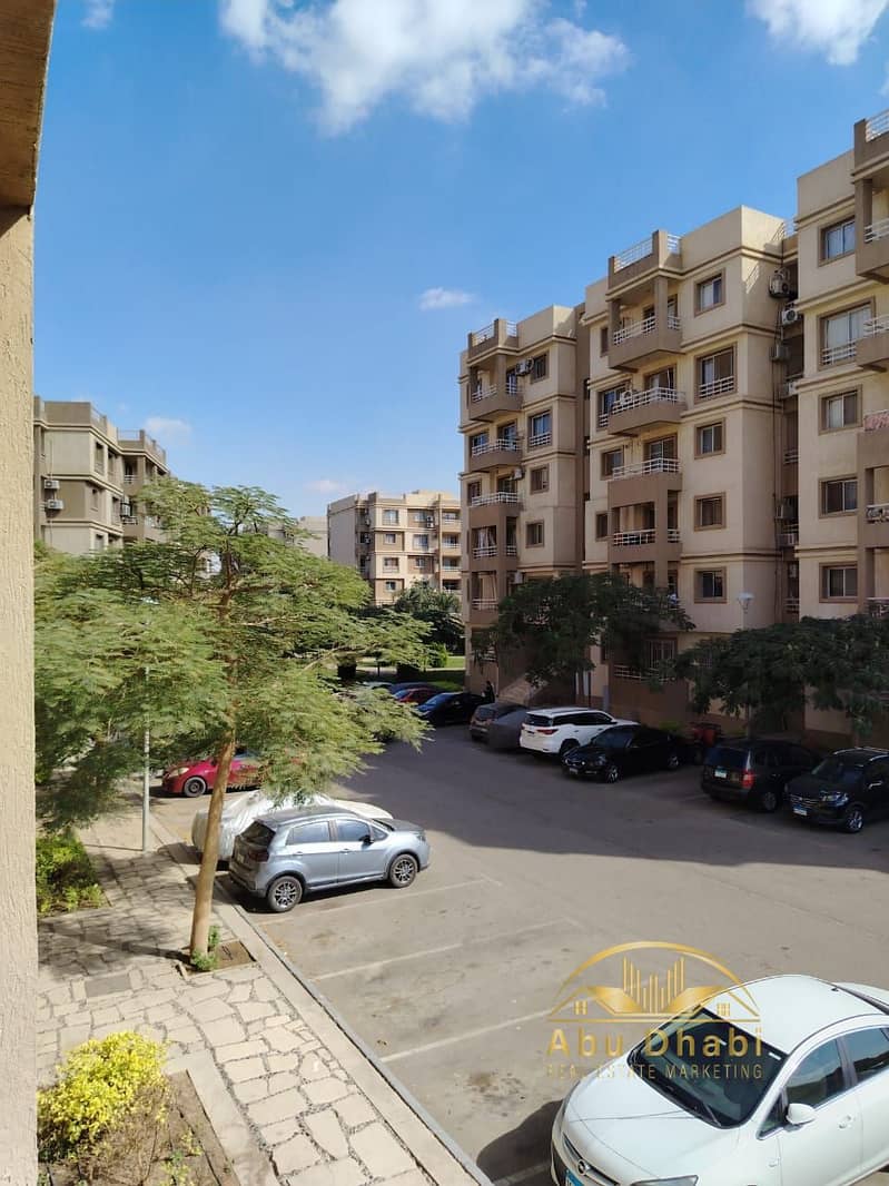 9 61e967fa-2fa8-41c9-b0d7-e392b4cfbba8. jpg