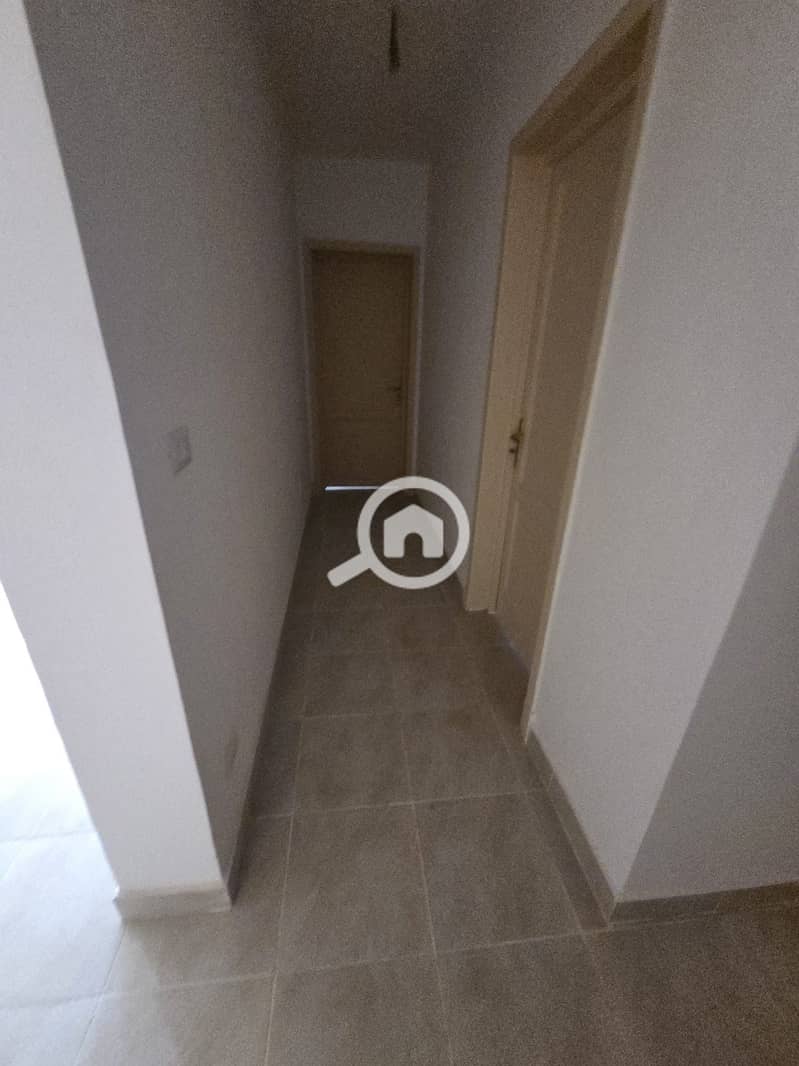 11 d021f94e-457e-401d-8002-6f830dabd96a. jpg