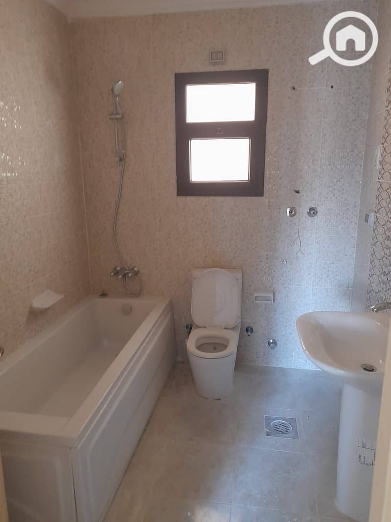 8 WhatsApp Image 2025-10-13 at 11.41. 22 PM (5). jpeg