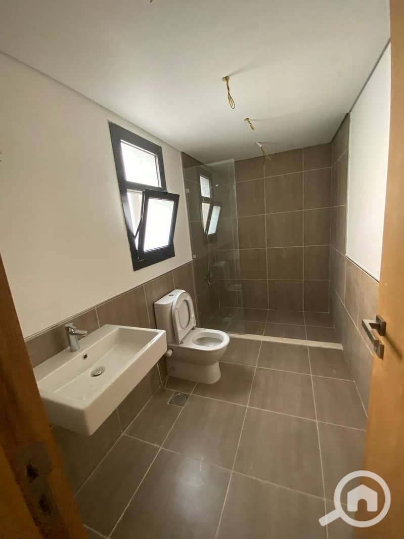 10 WhatsApp Image 2025-12-27 at 10.53. 21 AM (1). jpeg