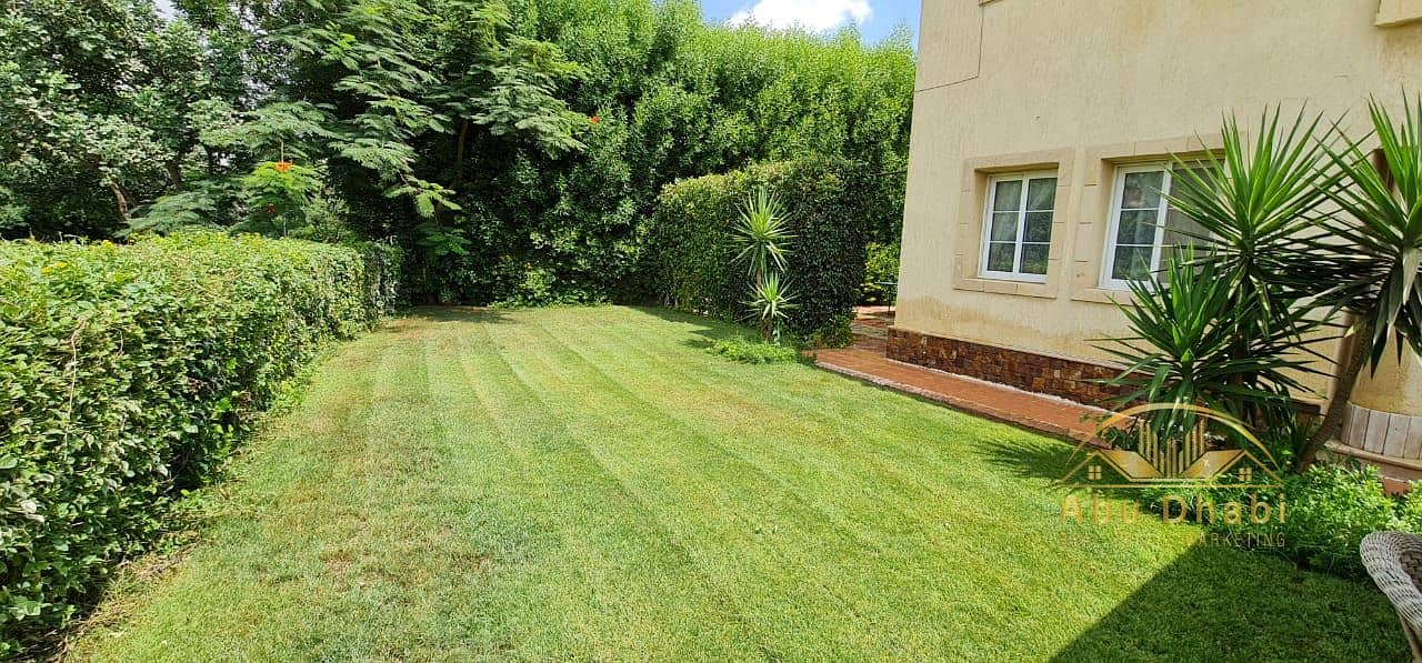 10 405784ba-812f-481b-a0dc-f6edc0fab203. jpg