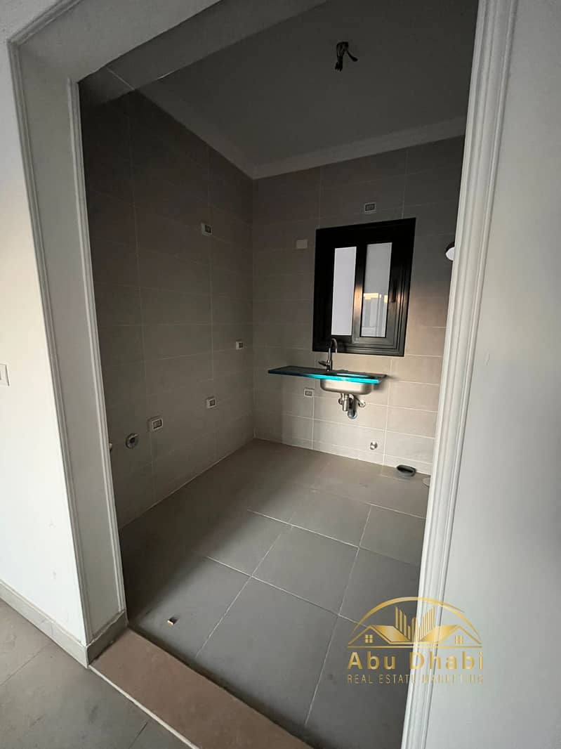 5 4af42a91-e2ef-4f43-93d0-88573dadbe75. jpg