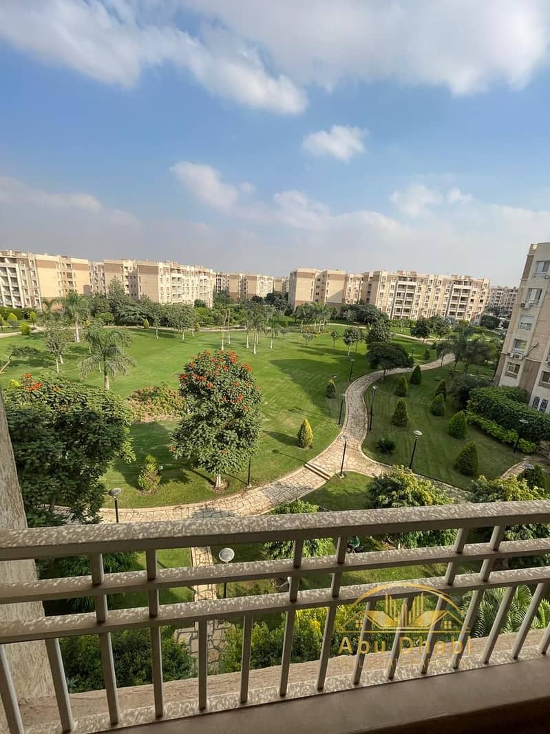 10 67c1767f-6cb7-4c4b-b742-50be779510a7. jpg