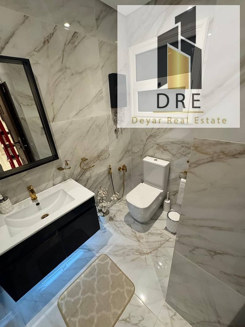 7 75d67a6e-4a10-4519-b5a0-8bfbb3a92701. jpg