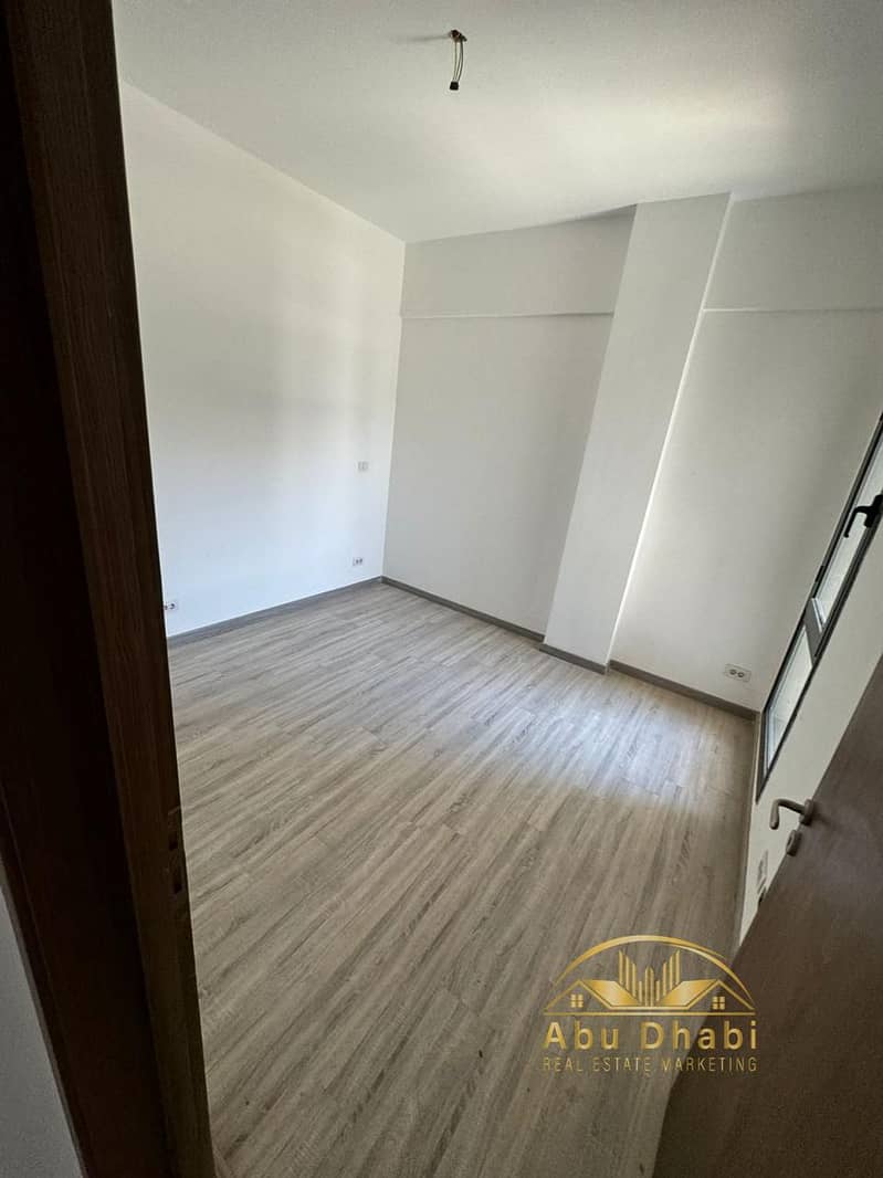 7 1df523b9-7228-4ed8-ace7-bb48b1ad7b01. jpg