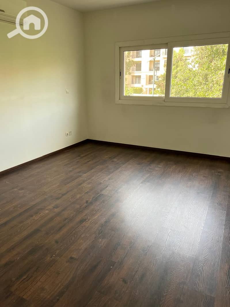 4 WhatsApp Image 2025-12-22 at 10.11. 35 PM (1). jpeg