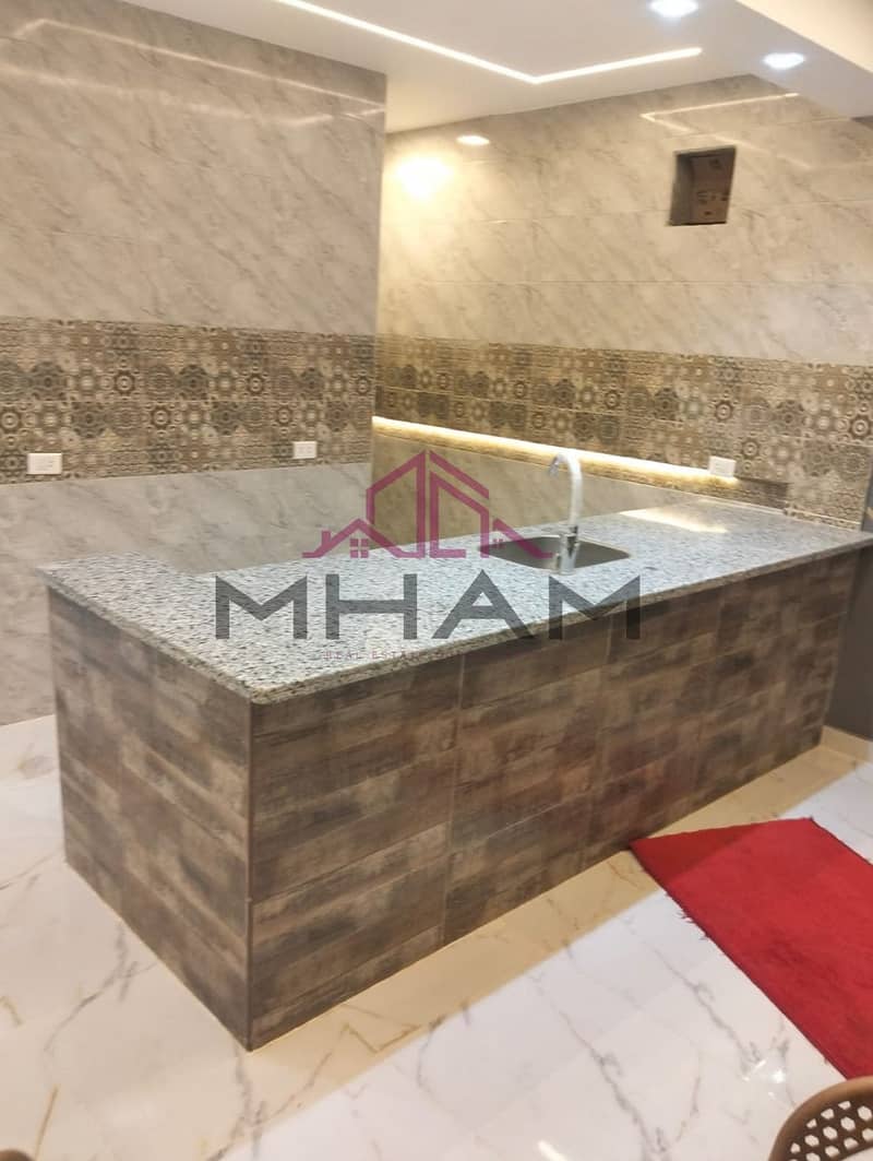 9 photo_5938225086739450935_y. jpg