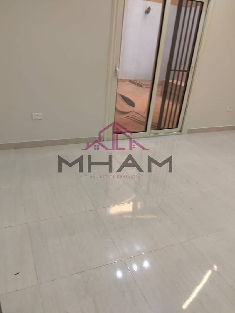 15 photo_5938225086739450942_y. jpg