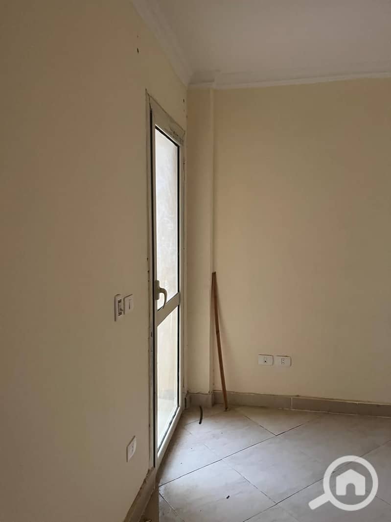 4 WhatsApp Image 2025-12-14 at 13.20. 50_c4b3e59f. jpg