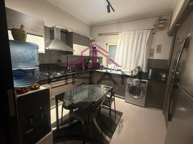 8 photo_5938251440658779036_y. jpg