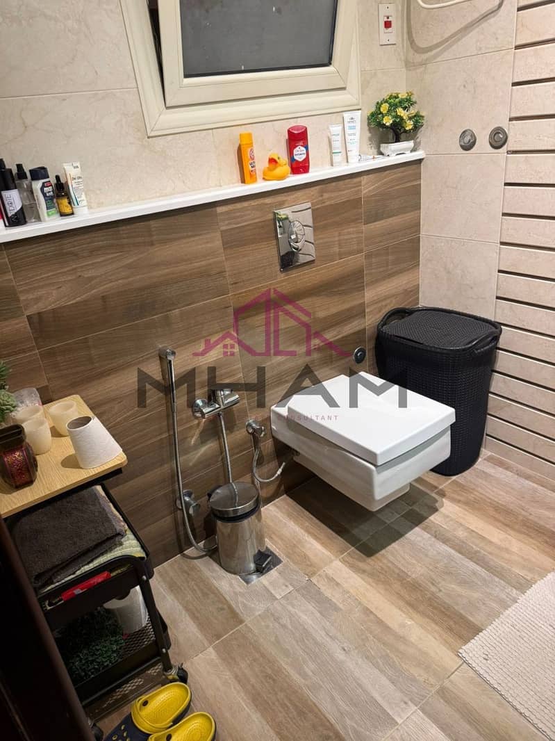 16 photo_5938251440658779045_y. jpg