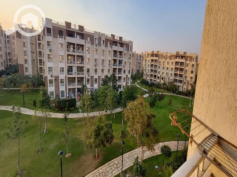 8 b8274008-d0ef-4806-87dc-cd0ced5a8db1. jpg