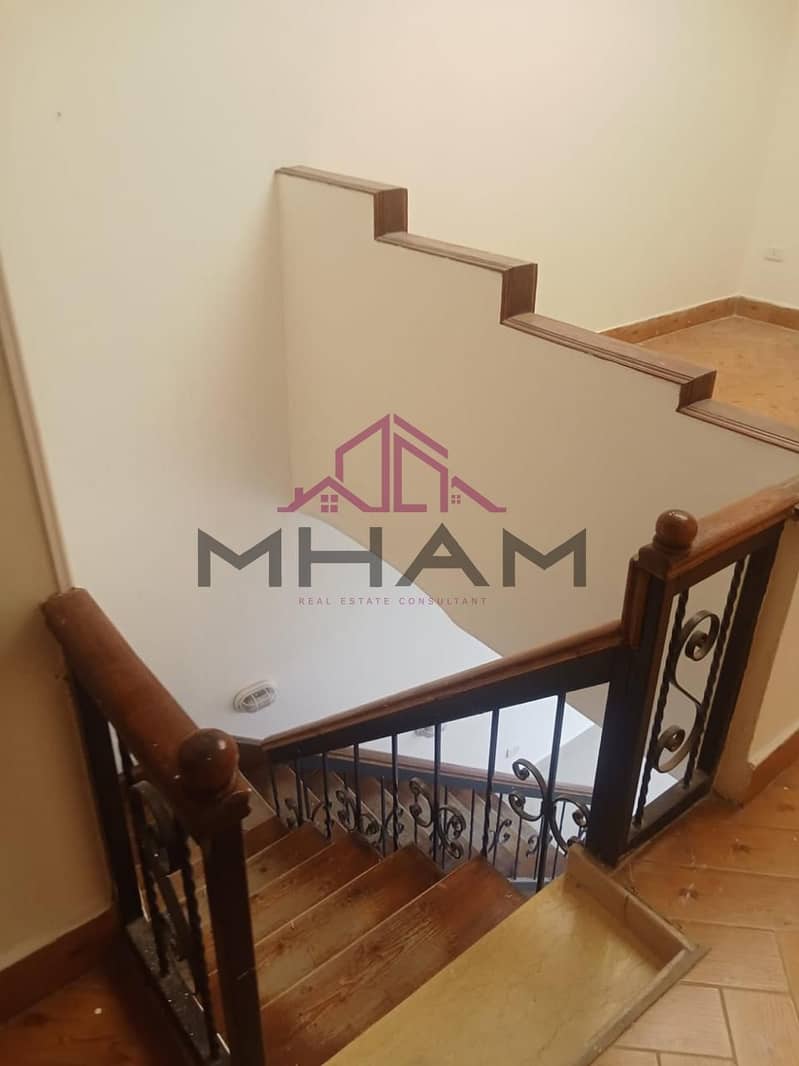 7 photo_5938097070944226428_y. jpg