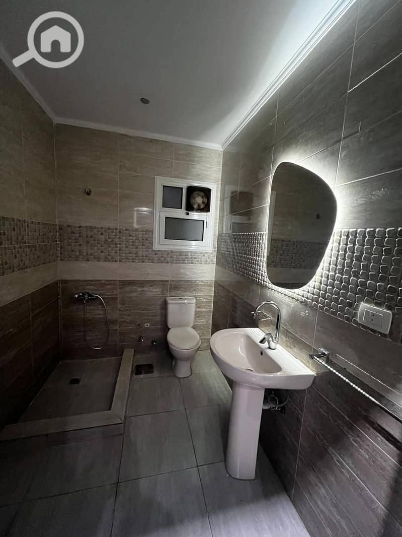 10 WhatsApp Image 2025-12-27 at 11.28. 06 AM. jpeg