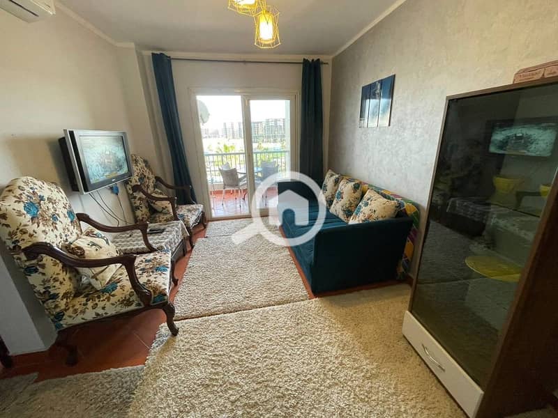 8 45c109a2-0567-4e5e-8925-ef7452f8e931. jpeg