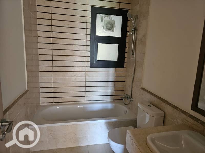 5 WhatsApp Image 2025-12-27 at 13.07. 54. jpeg