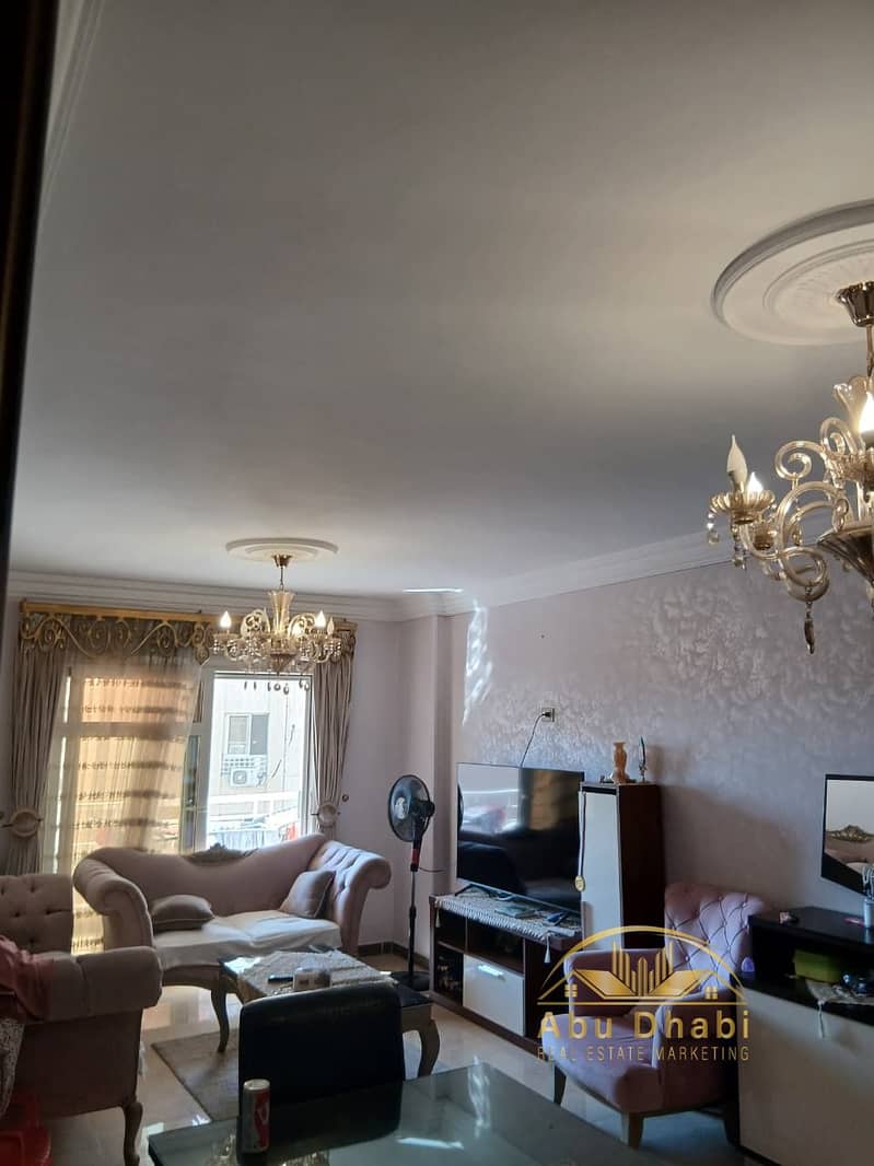 2 fc96f1a6-7d8a-4f05-91fc-3ec65947de9c. jpg