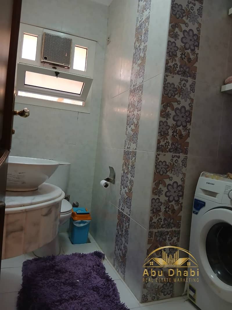 7 846f0d02-381c-4548-845f-6fbfc6f46673. jpg