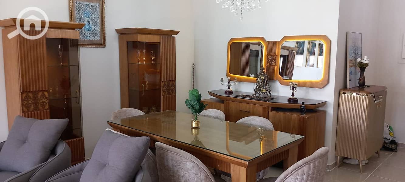 7 044bc1af-561d-4c7b-a3a7-75b93c417dab. jpg