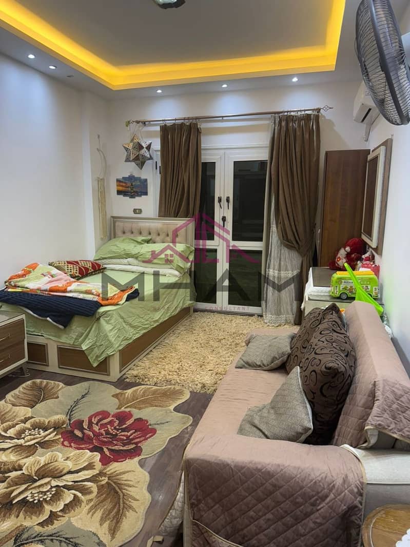 3 photo_5940273541326507072_y. jpg