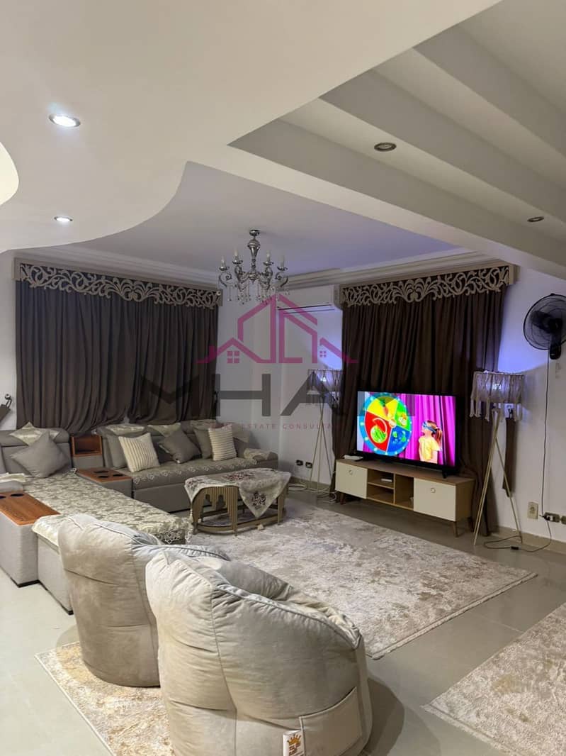 32 photo_5940273541326507094_y. jpg