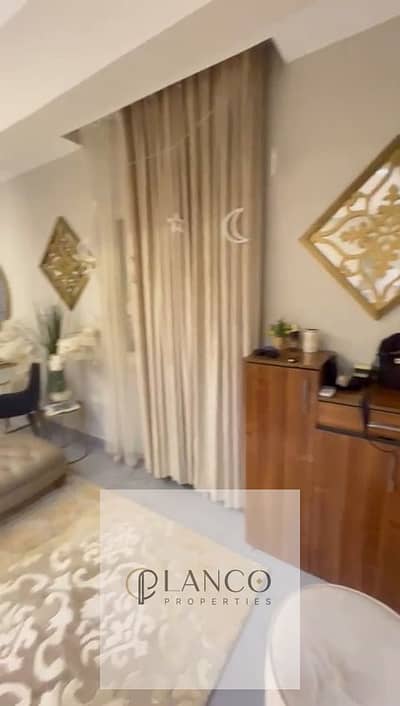 3 Bedroom Flat for Sale in Sheikh Zayed, Giza - WhatsApp Video 2025-12-27 at 2.19. 32 AM_052. jpg