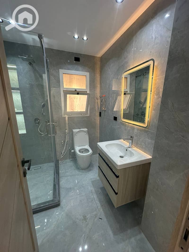 3 5ae34bf0-b6c2-4cc7-bca1-57d9526badaa. jpg