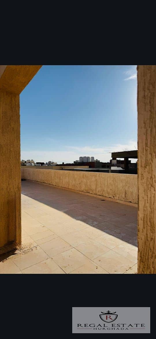 6 9737e7f9-a5ce-49a7-8c70-878364e81d23. jpg