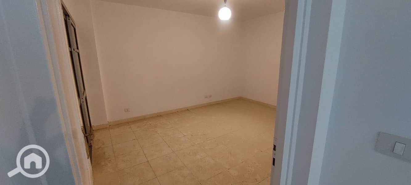 7 aad46e72-9f01-4f38-8273-3ad29304f1d0. jpg