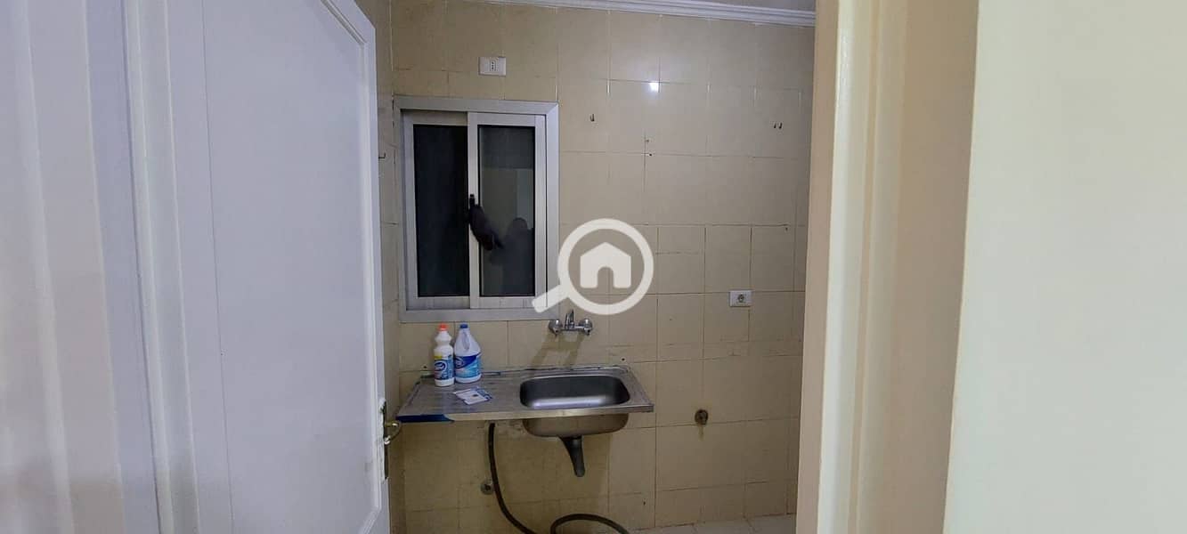 9 dae11f65-112e-43dc-8c3e-d7c853e39bc4. jpg