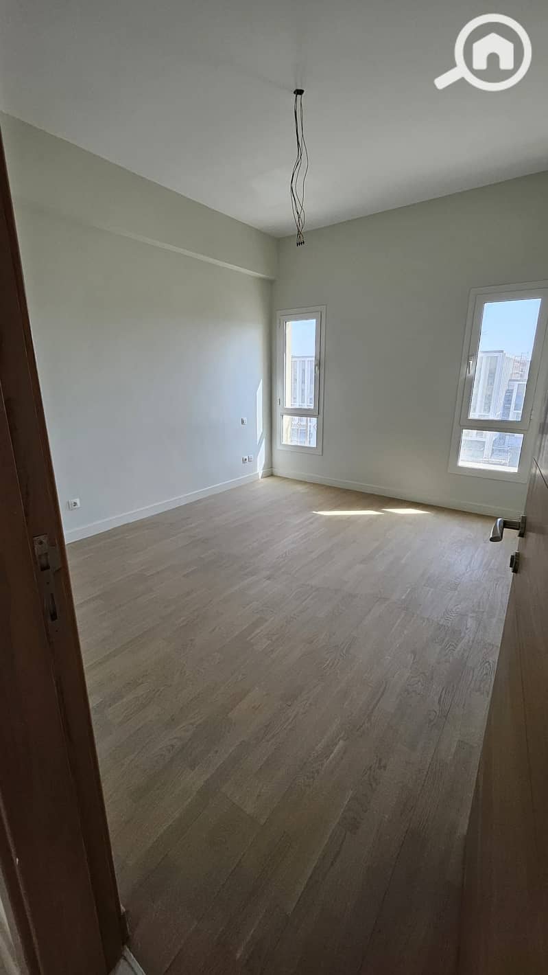 6 WhatsApp Image 2025-12-27 at 13.30. 08. jpeg