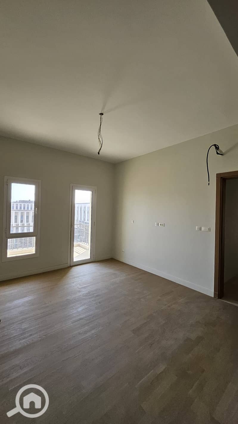 8 WhatsApp Image 2025-12-27 at 13.30. 04 (1). jpeg