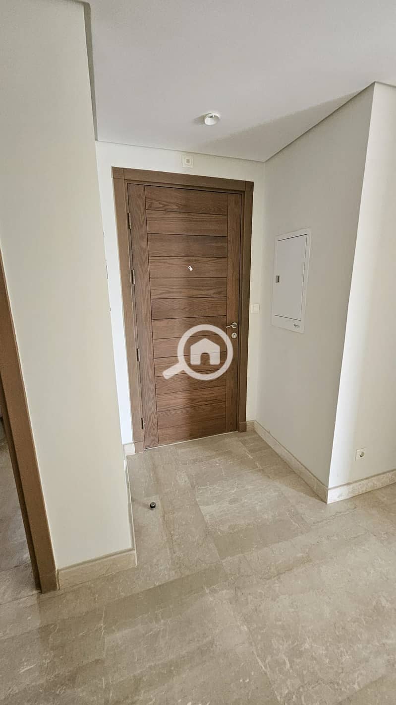 25 WhatsApp Image 2025-12-27 at 13.30. 12 (3). jpeg