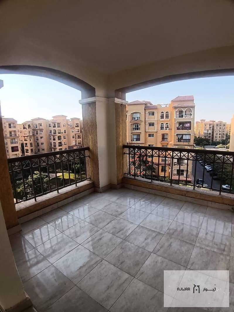 2 6ef1c166-12b0-4f80-af89-60364b27b7ea. jpg