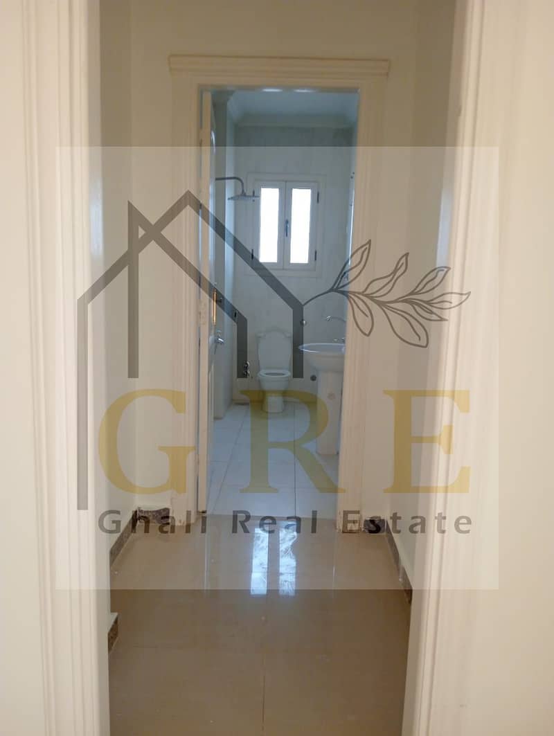 12 ddf4e186-09bf-42a4-a603-1b3975b9403a. jpg