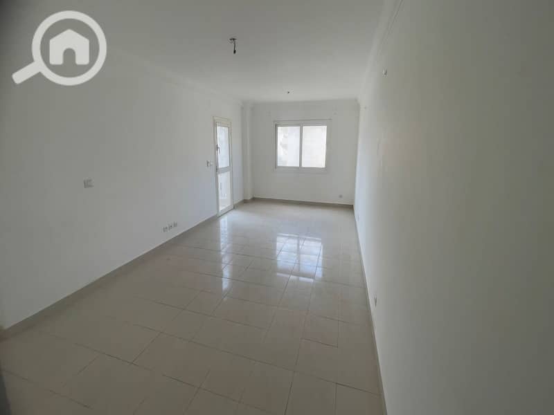 7 WhatsApp Image 2025-12-14 at 16.14. 59 (2). jpeg