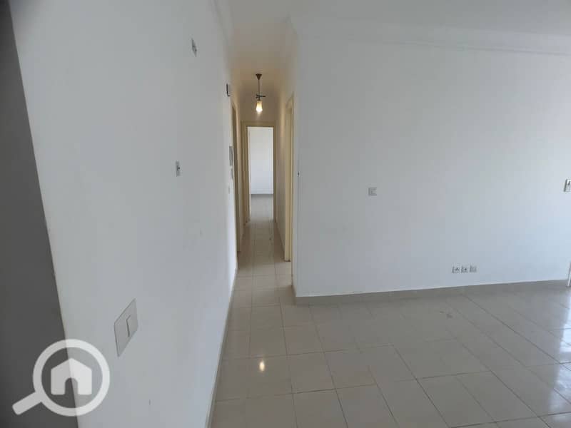 8 WhatsApp Image 2025-12-14 at 16.14. 59 (3). jpeg