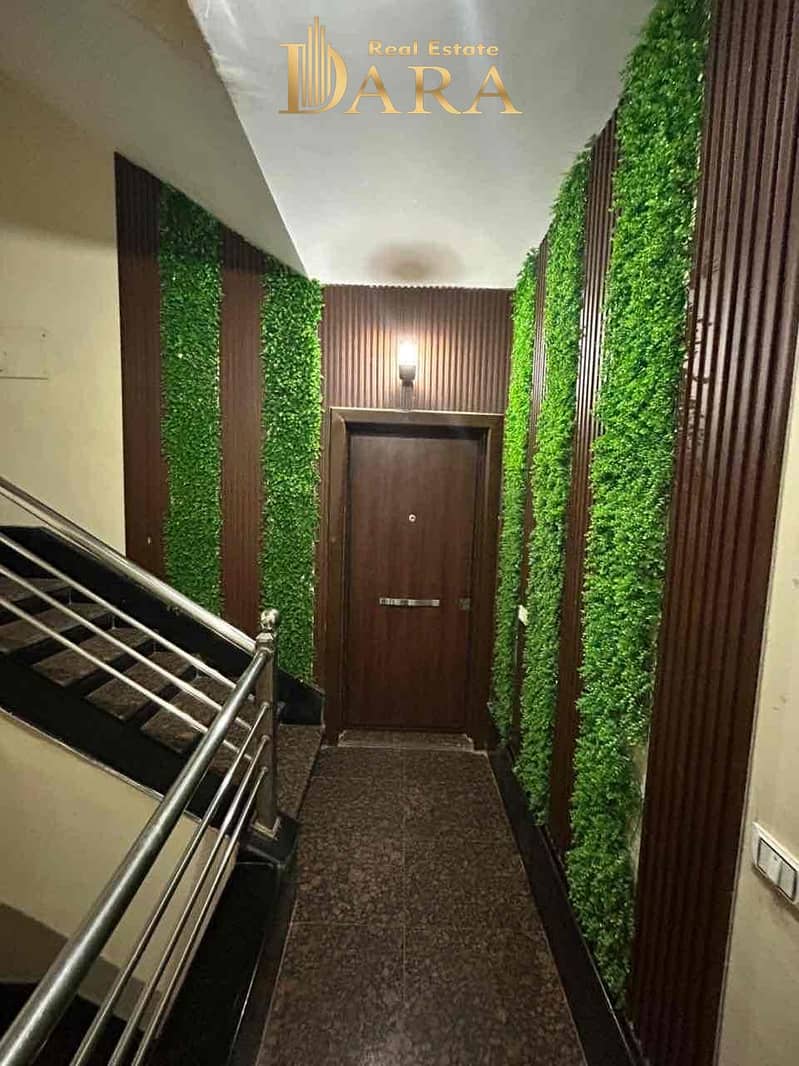 9 c5e50c59-1717-4dac-aa98-656517e90f96. jpg