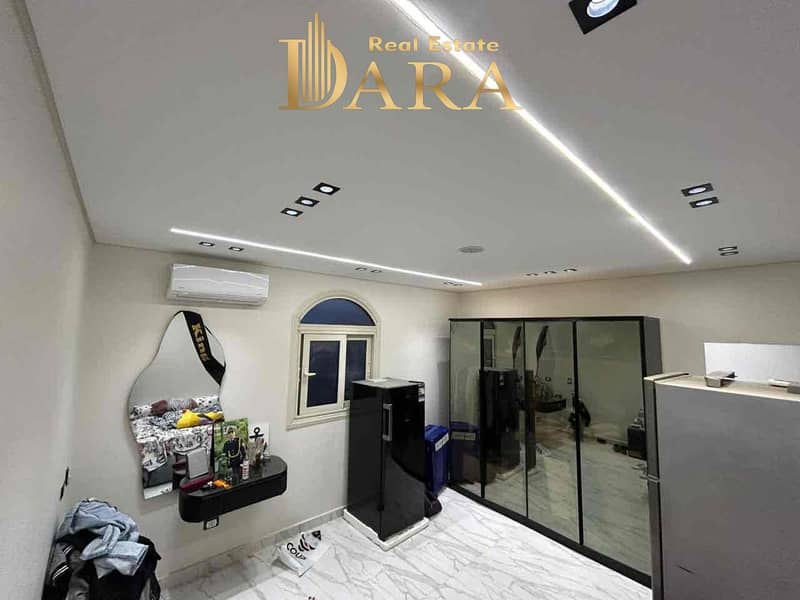 15 2b235c39-70de-4c2b-8c5a-f40bc62eb823. jpg