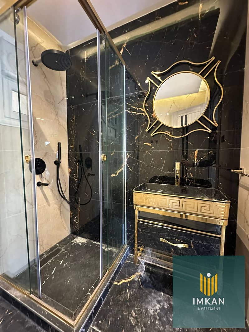 4 9c468cad-deda-40ec-8e6c-05f2dc67af81. jpg