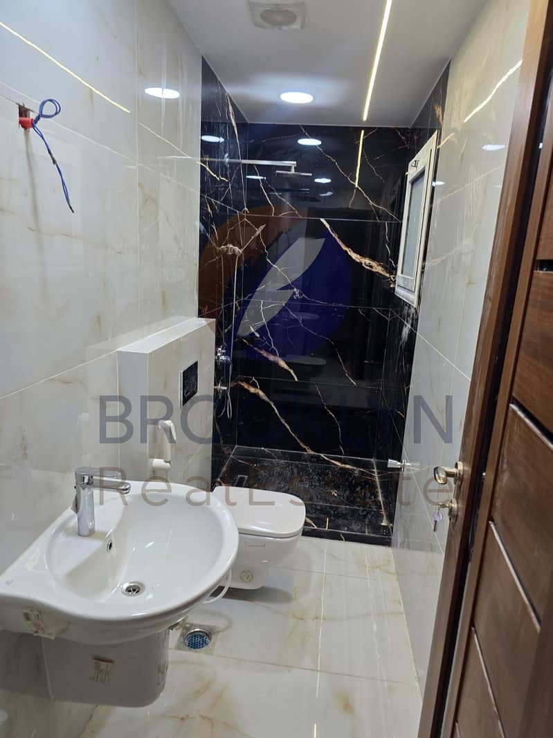 4 a4d232cd-97fd-409d-8902-4be56c358267. jpeg