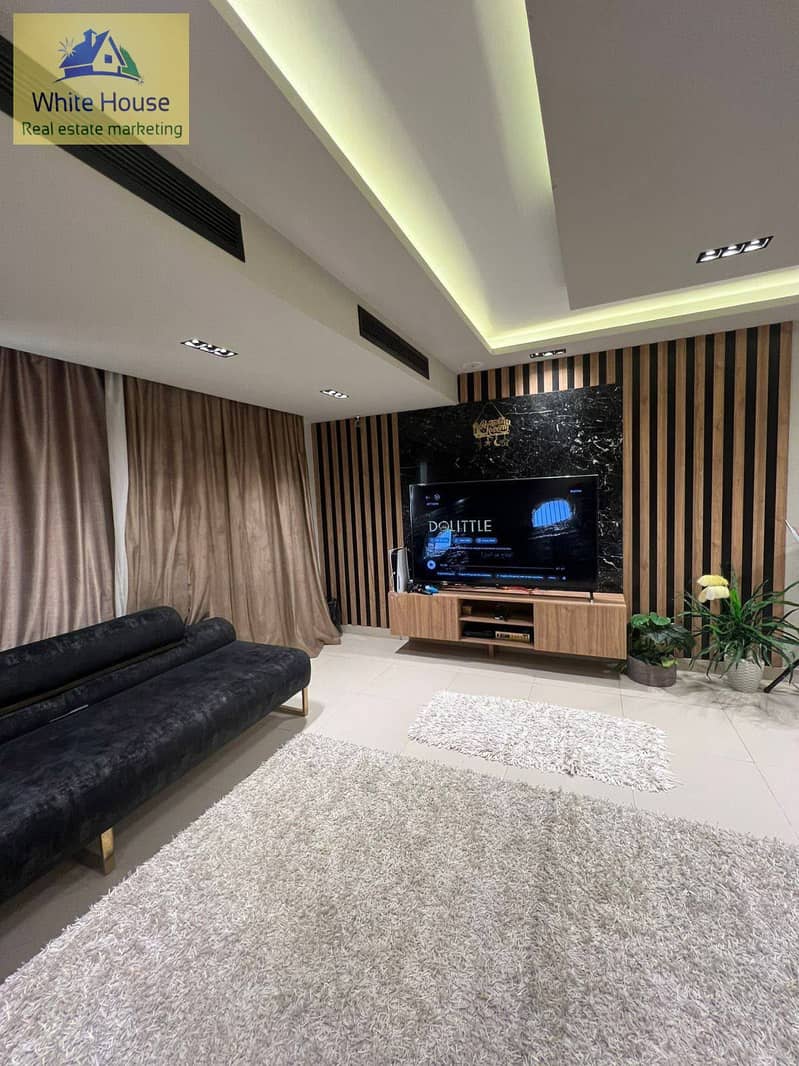 8 WhatsApp Image 2025-12-02 at 7.19. 39 PM (2). jpeg